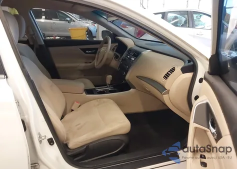 2015 Nissan Altima 2.5 S from USA, damaged, VIN 1N4AL3AP5FN913931